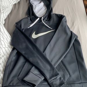 athletic nike hoodie